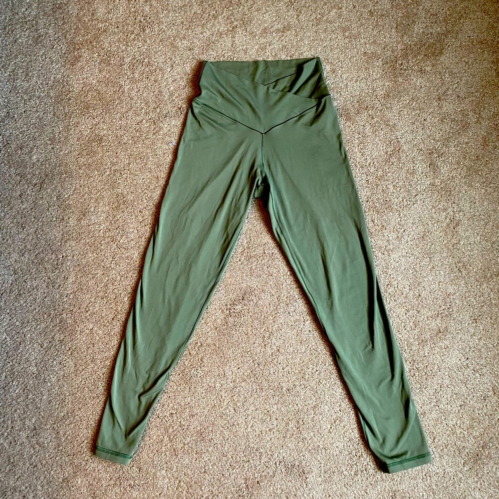 Offline by Aerie Leggings, Size M